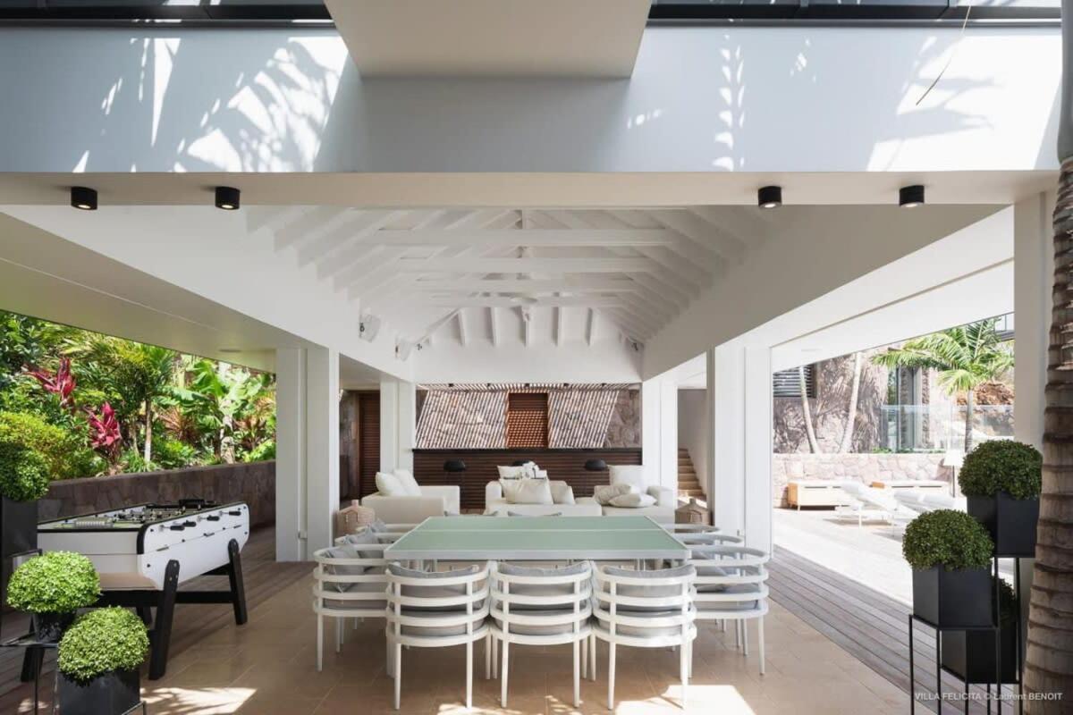 On A Hill Side Villa With Superb Amenities St. Barthelemy Exterior photo