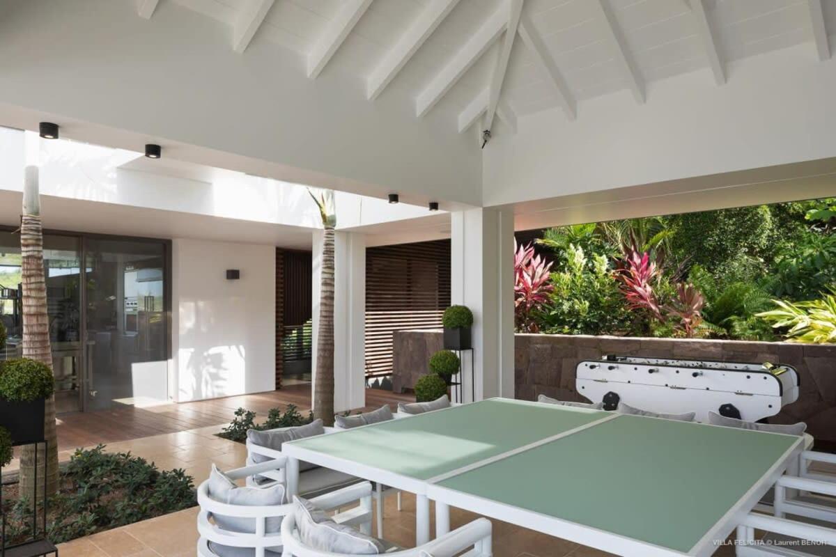 On A Hill Side Villa With Superb Amenities St. Barthelemy Exterior photo