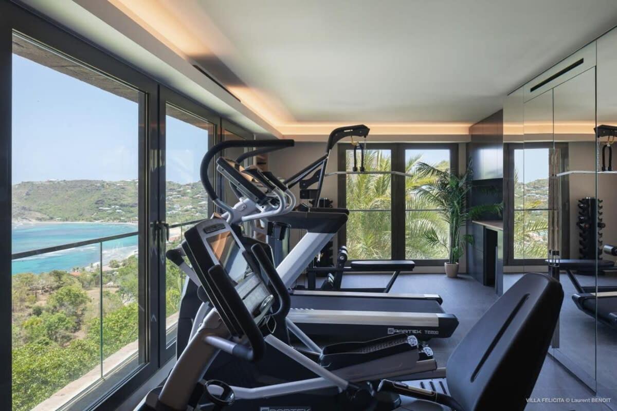 On A Hill Side Villa With Superb Amenities St. Barthelemy Exterior photo